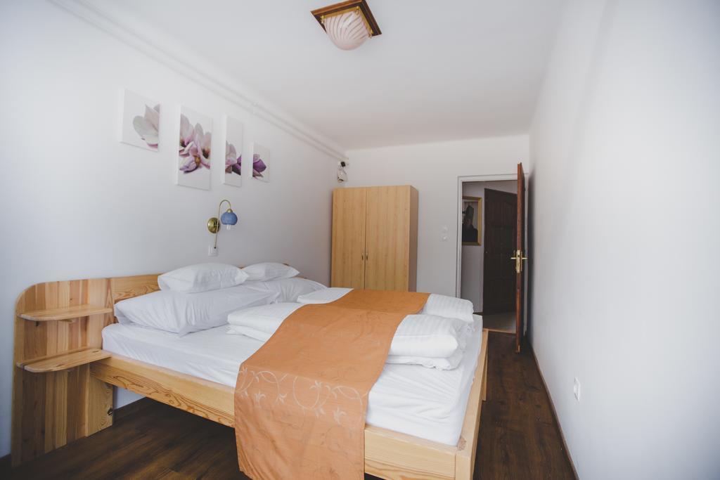 Jerry Apartman Bük Exterior foto