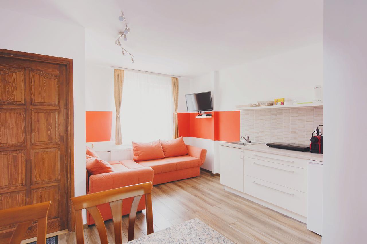 Jerry Apartman Bük Exterior foto